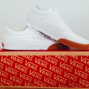 White Old School Gum Bumper Vans